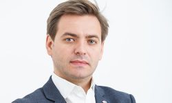 Expert economic: Acum sunt cele mai mici rate ale dobânzii la credite înregistrate vreodată