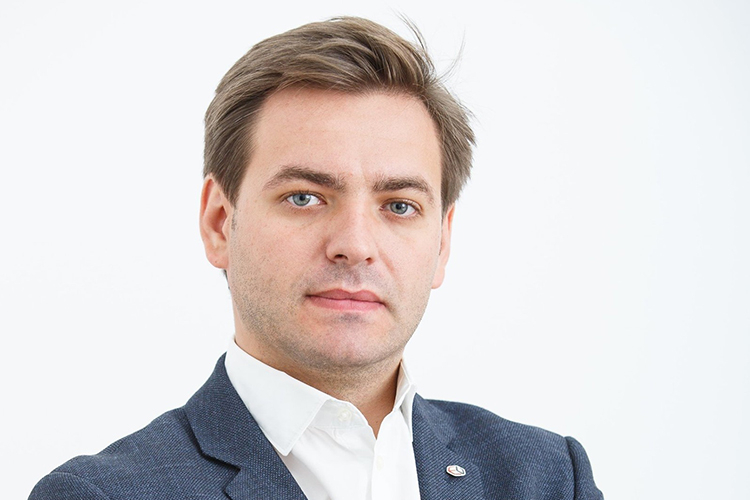 Expert economic: Acum sunt cele mai mici rate ale dobânzii la credite înregistrate vreodată