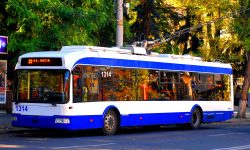 (GALERIE FOTO) +20 de troleibuze noi pe străzile din Chișinău