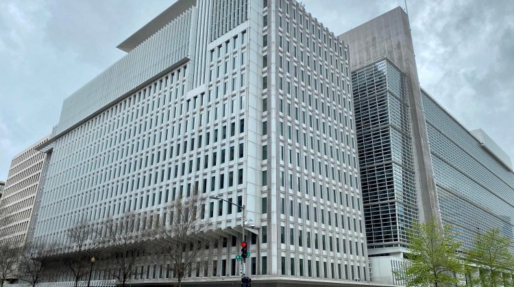 Moldova se împrumută de la Banca Mondială cu 24,8 milione de Euro pentru a lupta împotriva pandemiei