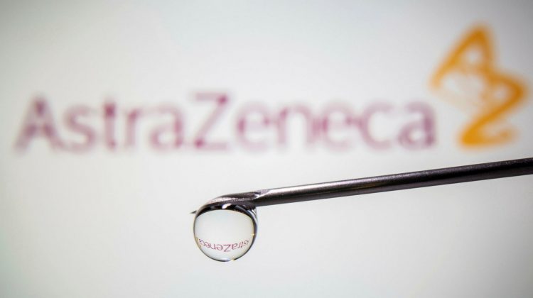 Prima reacție AstraZeneca, după declarațiile de formare a unor cheaguri de sânge prin vaccinare
