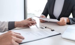 Criză de forță de muncă în România. Moldovenii sunt așteptați să treacă Prutul