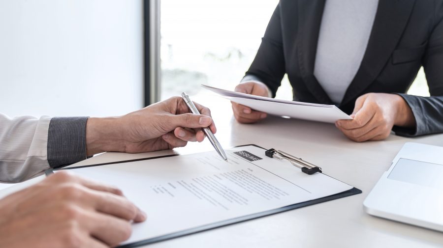 Locuri vacante cu salarii de peste 20 de mii de lei în Moldova. Care sunt cerințele pentru ocuparea funcțiilor