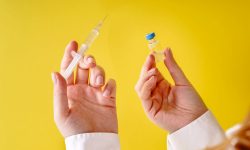 OMS: Nu există motive pentru a stopa vaccinările cu serul AstraZeneca