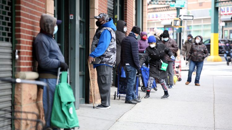 Antreprenor în pandemie: Milioane şi-au transformat pasiunile în mici afaceri de la zero, la care lucrează după program