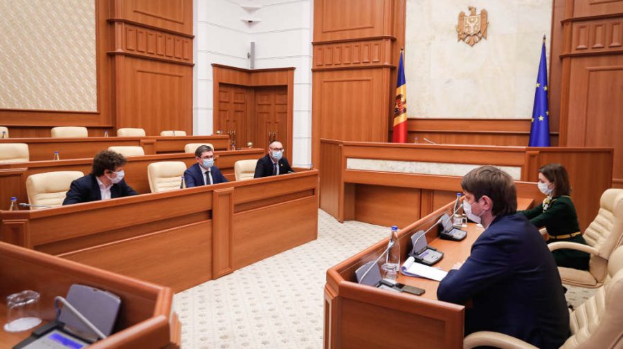 (VIDEO) PAS schimbă macazul?! Prioritatea zero este gestionarea crizei pandemice. Alegerile anticipate – la vară