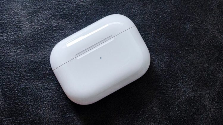 Noile Airpods 3. Cum vor arăta și când vor fi prezentate oficial (FOTO)