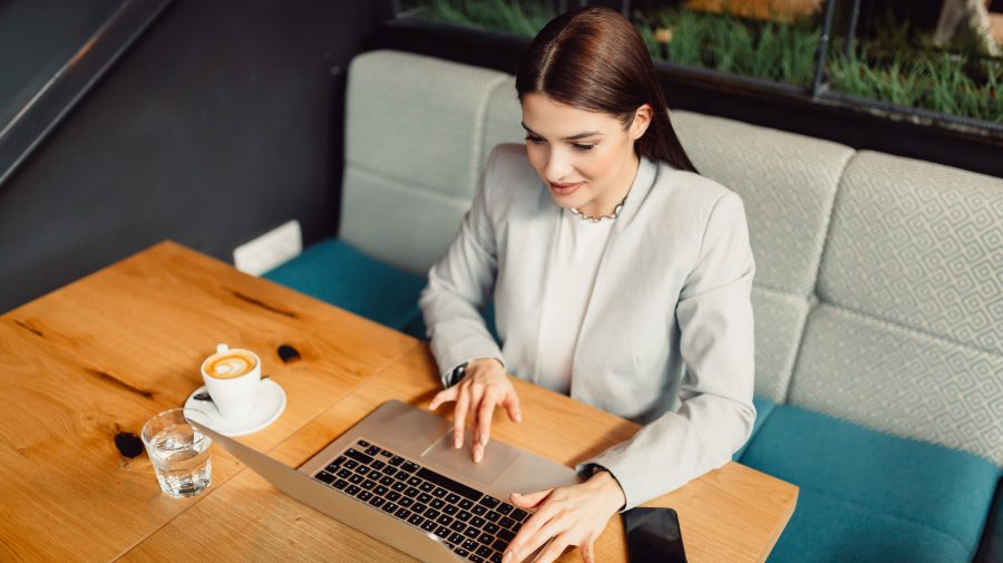 Cum să începi o afacere de acasă? Cu ce recomadări vin specialiștii