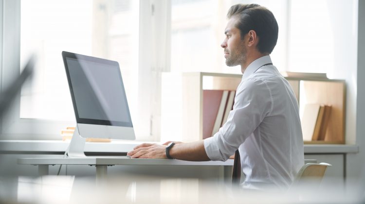 Joburi de viitor: (83) Data Commodities Broker