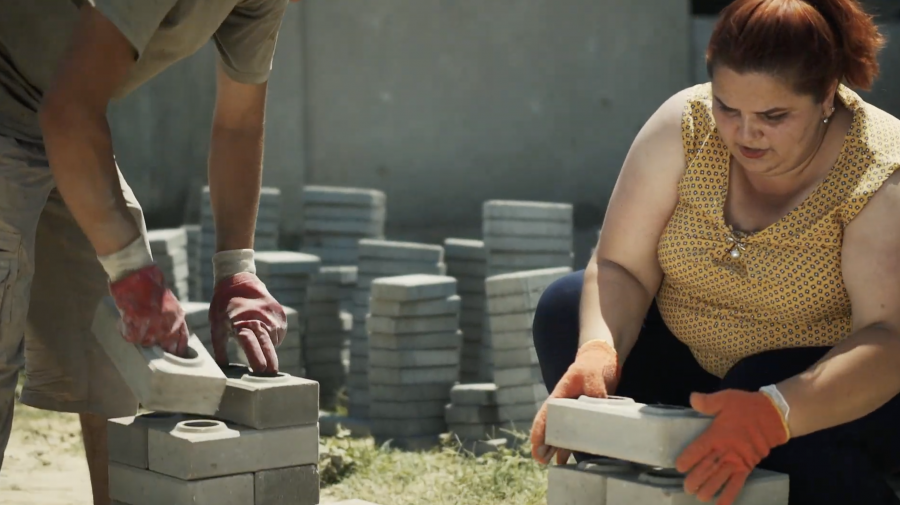 Alexandra Burca, profesoara care a reușit să lanseze o afacere în domeniul construcțiilor (VIDEO)