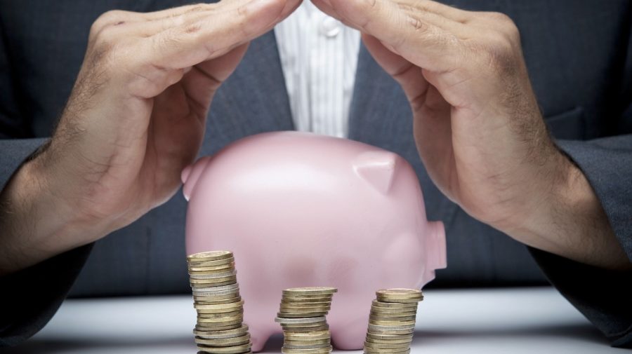 Câți moldoveni își pot recupera banii din bănci în cazul unui colaps