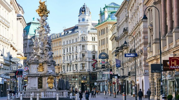 Amenzi de până la 1.450 de EURO! Ce riscă austriecii care încalcă restricțiile pe perioada lockdown-ului