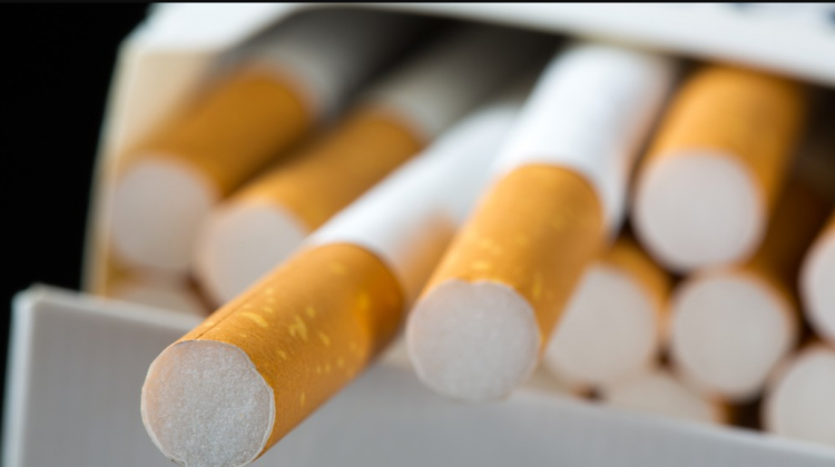 Piața ilegală a tutunului a atins 18% în Ucraina, din cauza creșterii accizelor. Care este situația în Moldova?