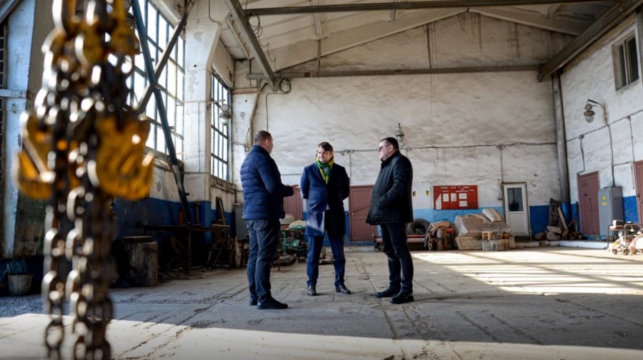 Iarna bate la ușă. Drumarii – cu tehnică insuficientă și ridică din umeri