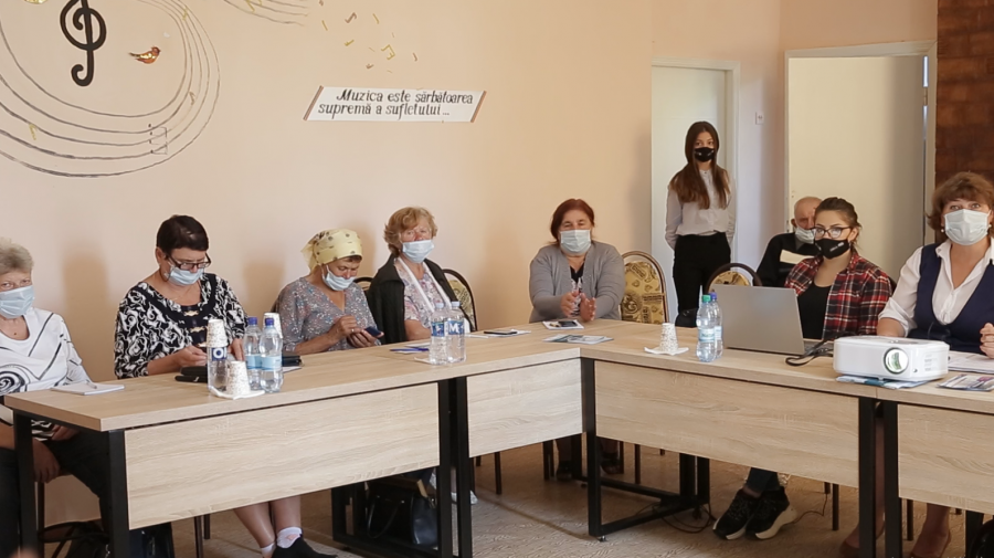 (VIDEO) Serviciile prestate online de CNAS devin accesibile și pentru persoanele vârstnice