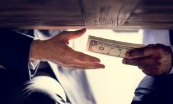 Topul muncii la negru! În ce domenii moldovenii primesc salariul în plic