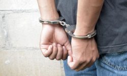 Cumnatul lui Dodon, prins când mânca hârtie, va mai sta 20 de zile în penitenciar