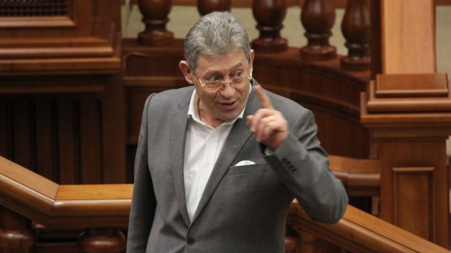 Mihai Ghimpu revine la cârma Partidului Liberal! Până când