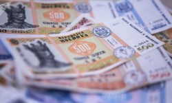 Clientelismul politic la distribuirea banilor publici „pune pe brânci” Republica Moldova