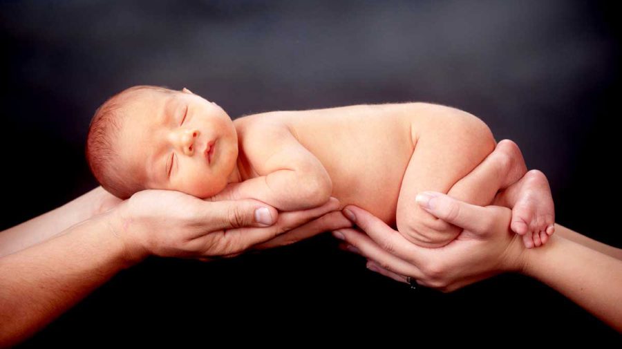 Țara care va oferi 2.800 de dolari pentru fiecare nou născut: „Dispărem ca națiune”