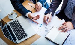 Marea migrație: ucrainenii și-au mutat afacerile în Polonia – 45% dintre companii