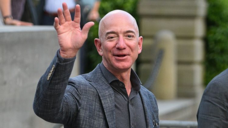 Jeff Bezos rupe tăcerea: trucul de o oră care l-a ajutat să ajungă în topul lumii