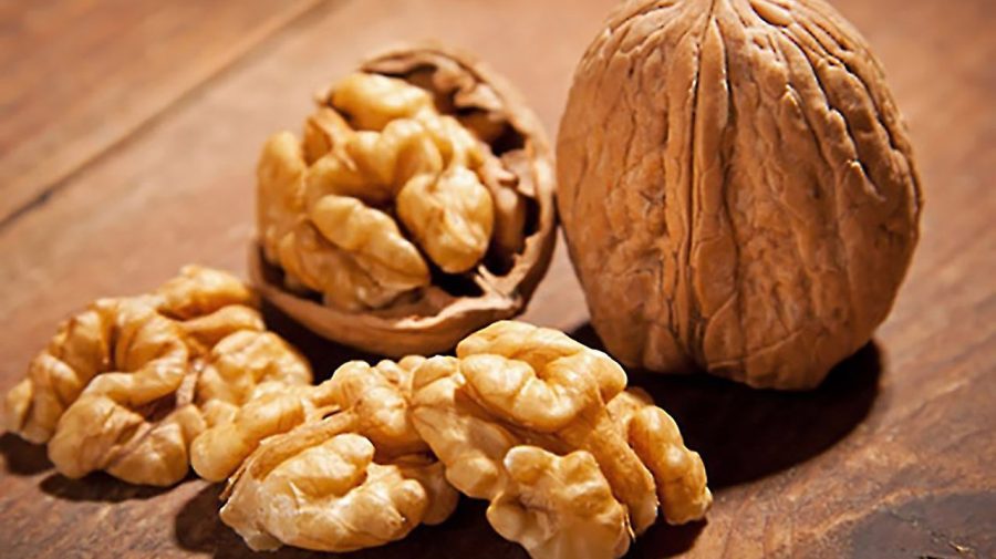 Prețul pentru miezul de nucă a crescut. Cât costă un kilogram în Moldova și cât se va menține
