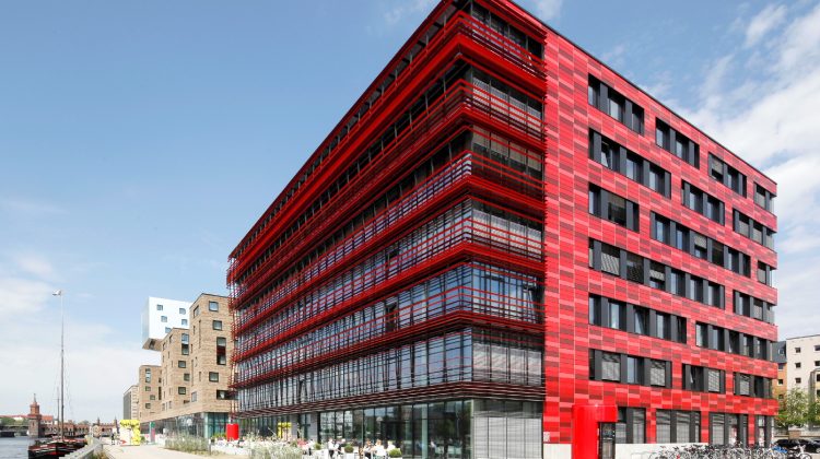 Coca-Cola amenință cu procese o firmă cu 20 de angajați din Columbia care produce berea Coca Pola