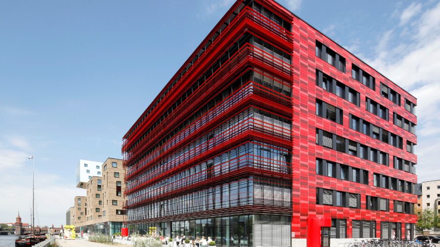 Coca-Cola amenință cu procese o firmă cu 20 de angajați din Columbia care produce berea Coca Pola