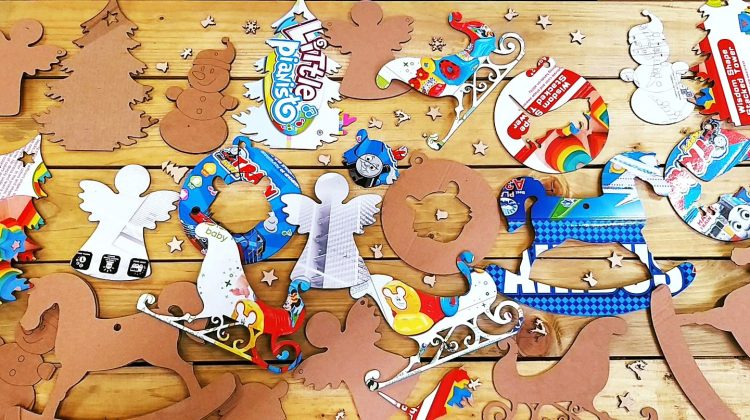 Primește globulețe de Crăciun în schimbul cutiilor uzate din carton. Campania de reciclare creativă lansată de EduJoc