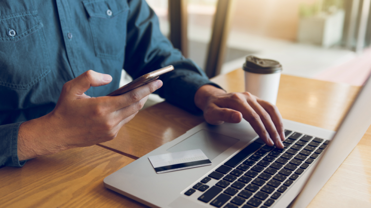 Te afli într-un moment financiar dificil? Aplică pentru un credit rapid și stai fără griji