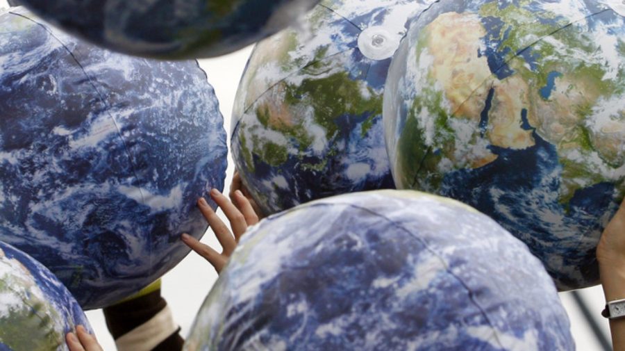 VIDEO Dacă populația globului ar număra doar 100 de oameni. Cum ar arăta