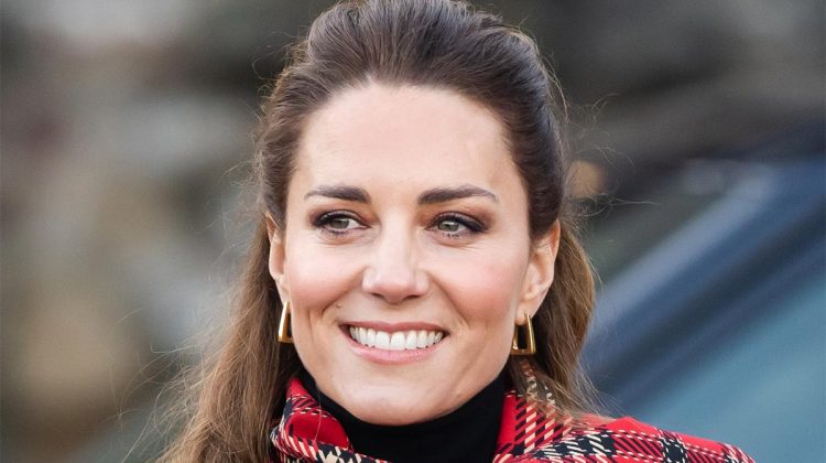 Kate Middleton a purtat îmbrăcăminte și bijuterii noi în valoare de 58. 231 euro, în 2021. Cea mai scumpă ținută