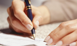 Bătut în cuie! Foștii directori ai companiilor de microfinanțare lichidate, cu pofta-n cui. Nu vor mai fi directori