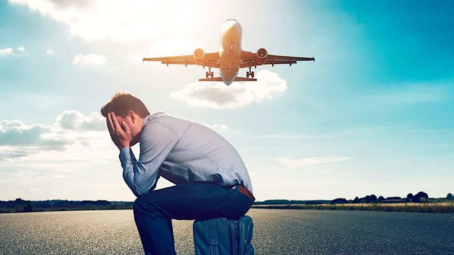 Tensiuni în Ucraina, anunț oficial de la Kiev: Evitați zborurile deasupra Mării Negre!