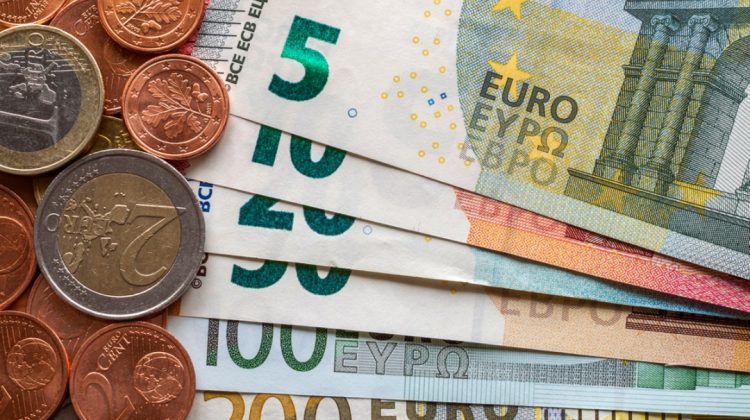 20 de ani de EURO: avantaje, dezavantaje şi absurdităţi. În noiembrie erau în circulație 27.640.019.753 de bancnote