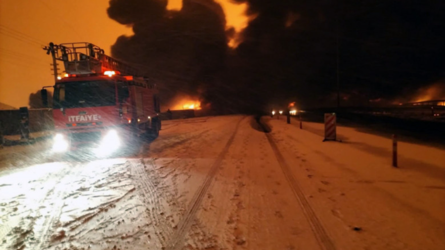 Explozie puternică la o conductă de petrol în Turcia. Transportă țițel irakian spre Europa