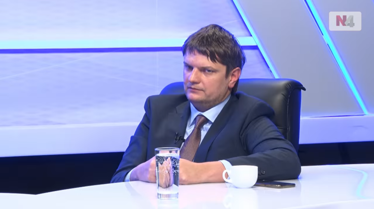 Banii curg gârlă la PAS. Anul trecut, partidul a ridicat 9,2 mil. de lei