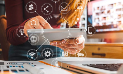 Afacerea din România care ajută companiile să uite de hârtie. Care este investiția