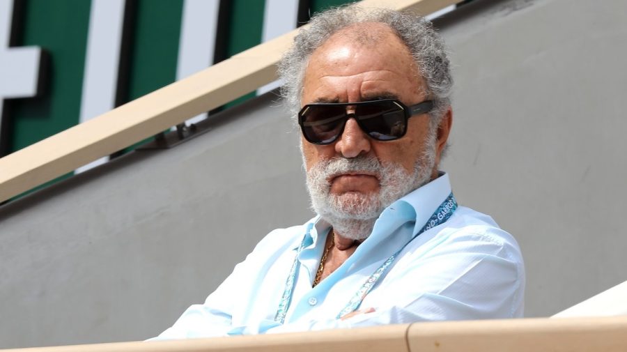 Un milirdar de peste Prut a lăsat un Ferrari 10 ani într-o parcare