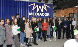 (FOTO) Student pentru o zi la USM! Elevii din țară s-au familiarizat cu mediul universitar