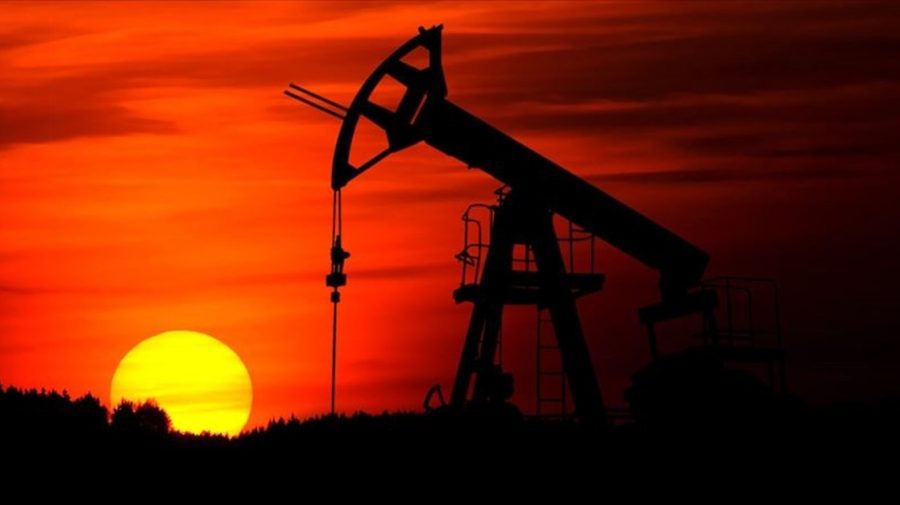 Prețul la petrol a explodat, crește a patra zi la rând. Ajunge la 117 dolari pe baril