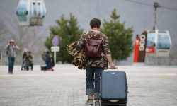 Cea mai recentă păcăleală despre Covid: turism de sănătate pentru „spălarea” sângelui în străinătate