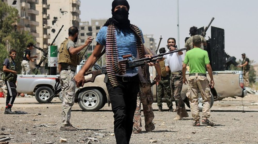 Armata rusă sleită de puteri! Moscova racolează combatanţi din Orientul Mijlociu pentru 200-300 de dolari pe lună