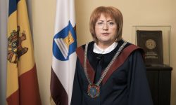 (DOC) Ce a indicat Domnica Manole în declarația de avere? Salariu de sute de mii de lei anul și vacanțe scumpe