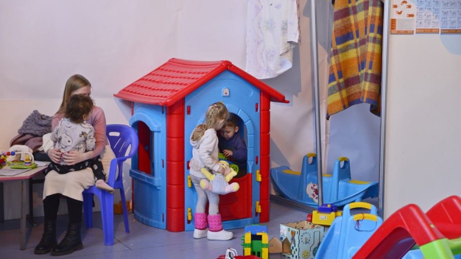 Copiii refugiaților din Ucraina se pot înscrie în școlile din Capitală