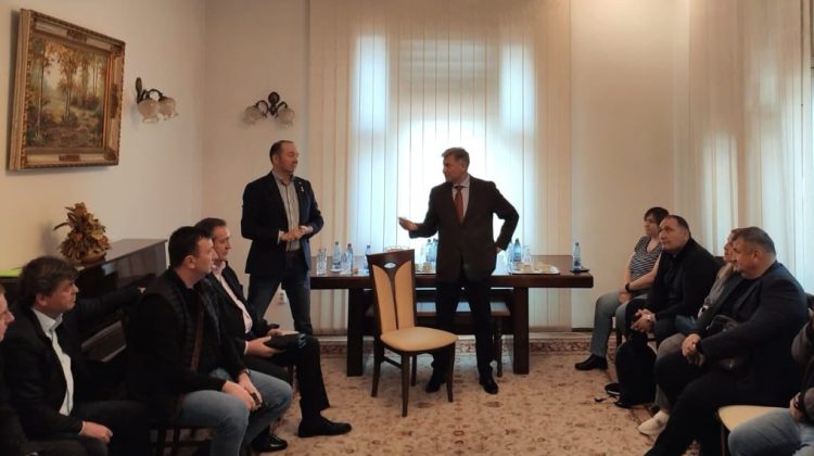 Cele mai mari rețele de supermarketuri din România sunt interesate de fructele moldovenești