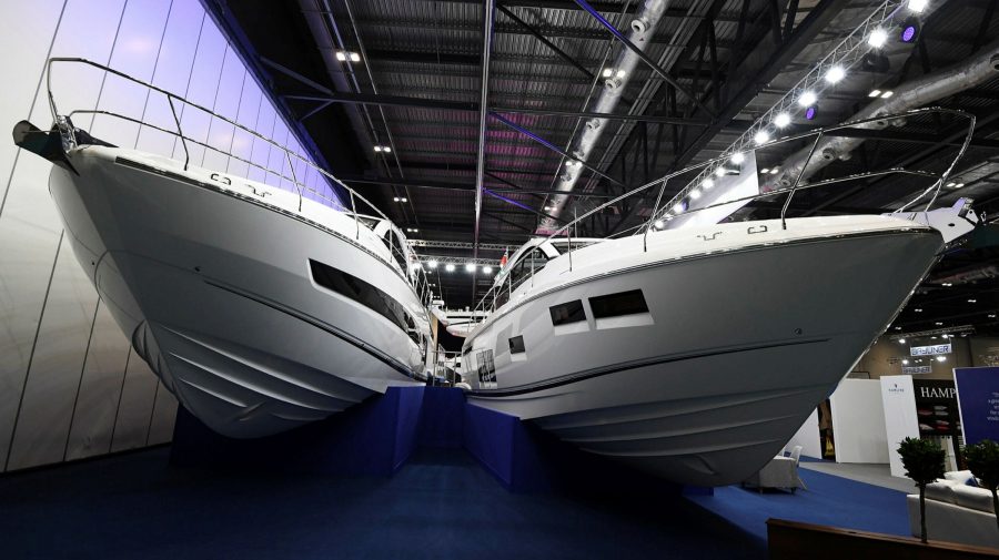 Credit Suisse a cerut investitorilor să distrugă documentele despre împrumuturile pentru iahturi și avioane private