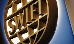 Lista băncilor rusești excluse de UE din SWIFT. Au la dispoziție 10 zile să-și lichideze operațiunile
