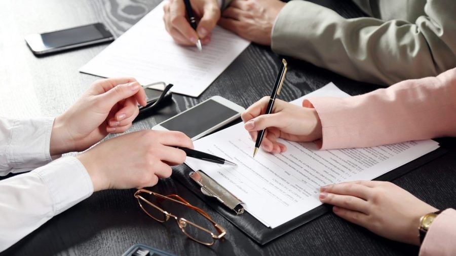 Moldova – țară în service! Top companiilor datoare vândute. Termoelectrica are o creanță cât aproape 2% din PIB-ul țării